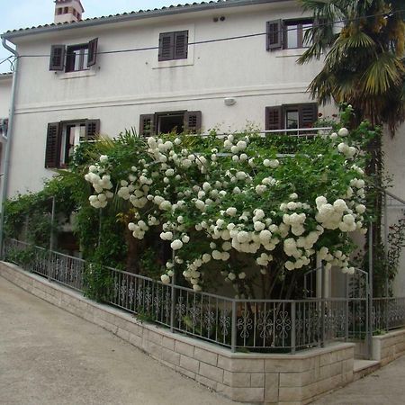 Apartments Renata - Брсеч Экстерьер фото